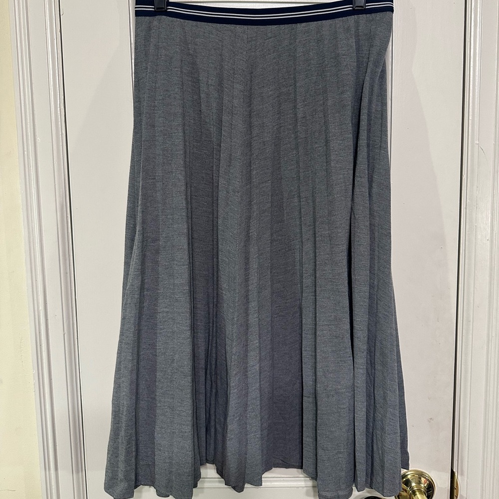 Tommy Hilfiger Gray Pleated Midi Skirt for Work